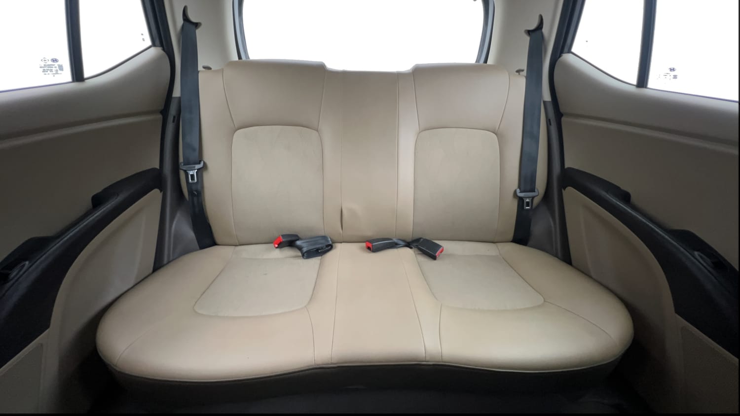 Used 2013 Hyundai i10 1.1L iRDE Magna Special Edition Petrol Manual interior REAR SEAT CONDITION VIEW