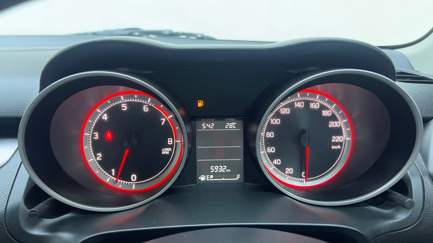 Used 2024 Maruti Suzuki Swift ZXi Petrol Manual interior CLUSTERMETER VIEW