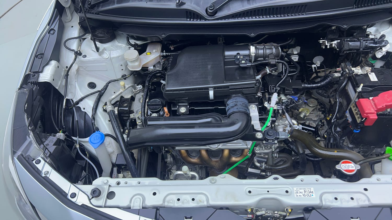 Used 2024 Toyota Glanza V Petrol Manual engine ENGINE RIGHT SIDE VIEW