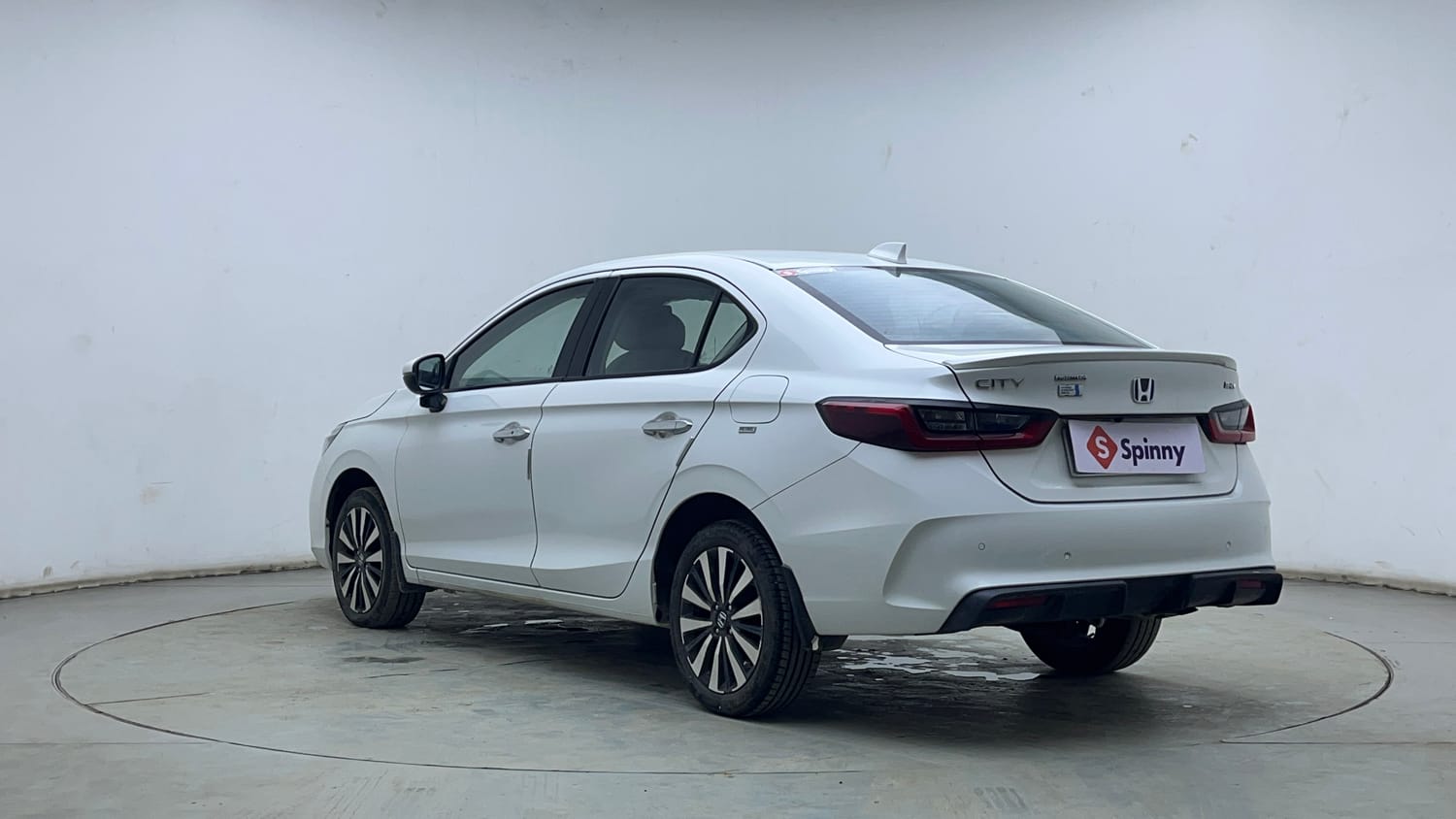 Used 2024 Honda City ZX Petrol CVT Hybrid Automatic exterior LEFT REAR CORNER VIEW