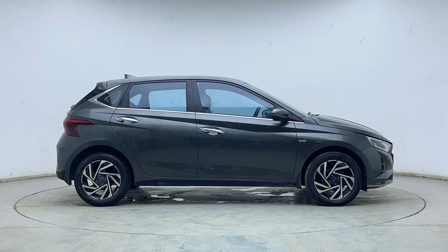 Used 2025 Hyundai New i20 Asta (O) 1.2 IVT Petrol Automatic exterior RIGHT SIDE VIEW