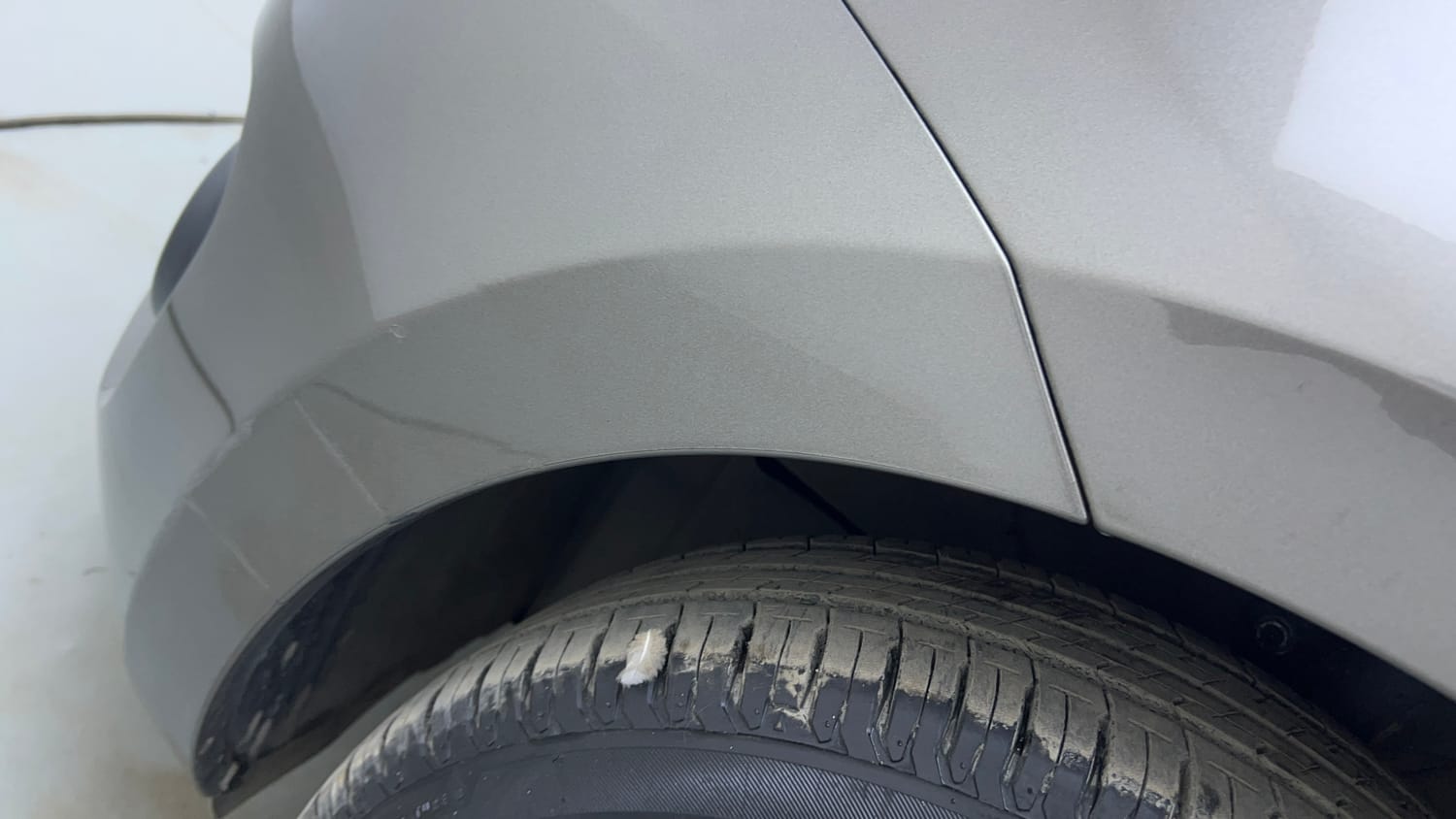 Used 2024 Maruti Suzuki Swift ZXi Petrol Manual dents MINOR DENT
