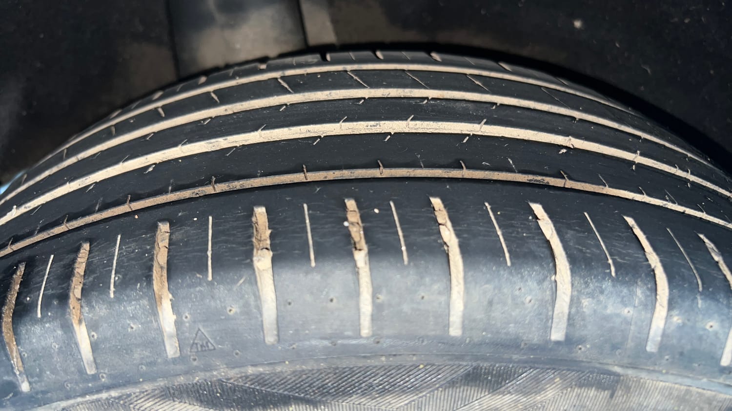 Used 2021 Toyota Glanza V CVT Petrol Automatic tyres RIGHT REAR TYRE TREAD VIEW