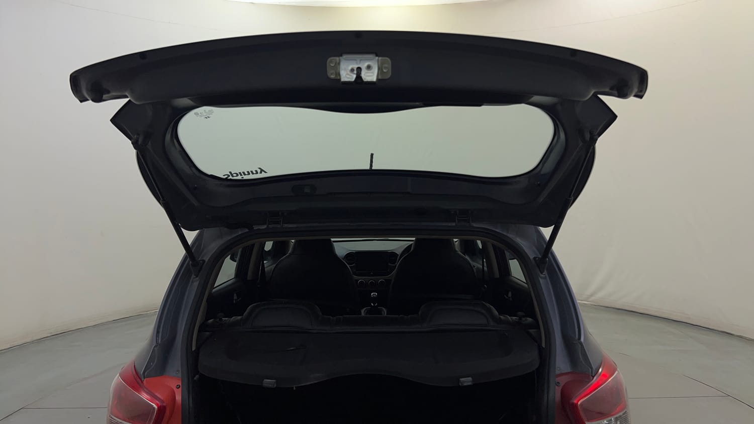 Used 2014 Hyundai Grand i10 Sportz 1.2 Kappa VTVT Petrol Manual interior DICKY DOOR OPEN VIEW