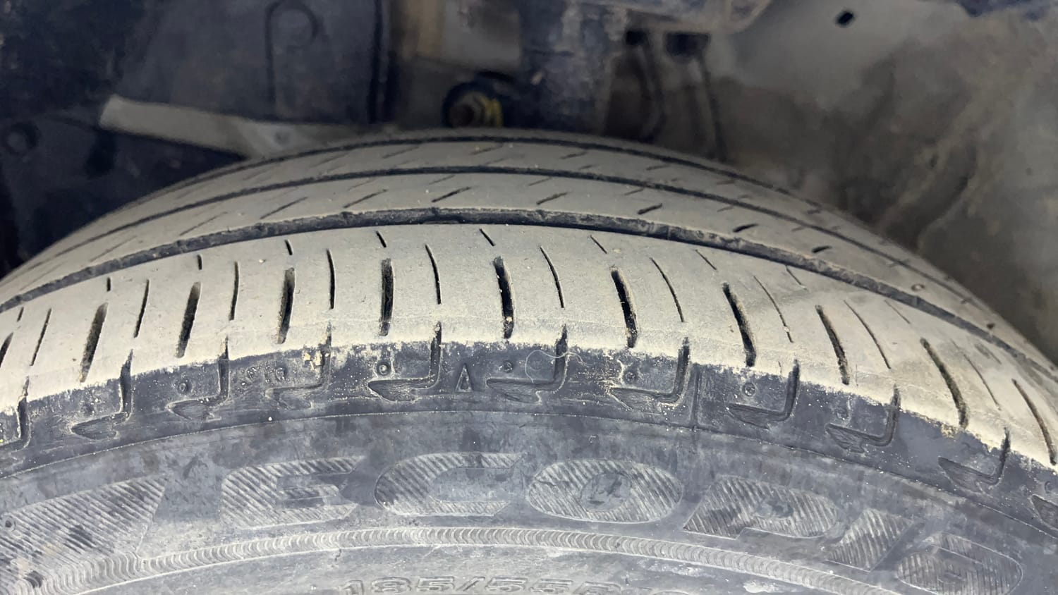 Used 2024 Honda City ZX Petrol CVT Hybrid Automatic tyres LEFT FRONT TYRE TREAD VIEW