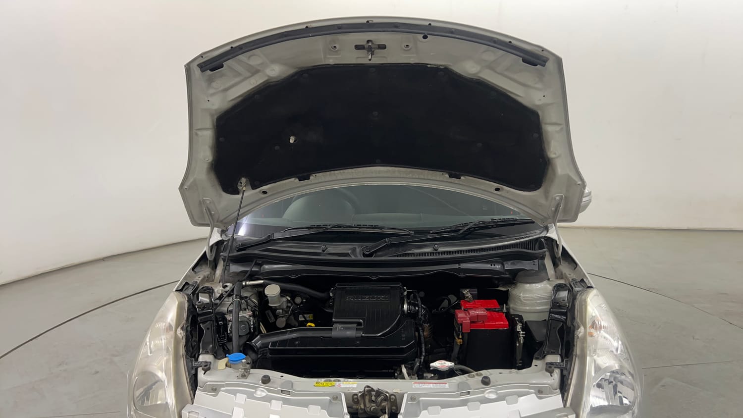 Used 2016 Maruti Suzuki Swift ZXi Petrol Manual engine ENGINE & BONNET OPEN FRONT VIEW