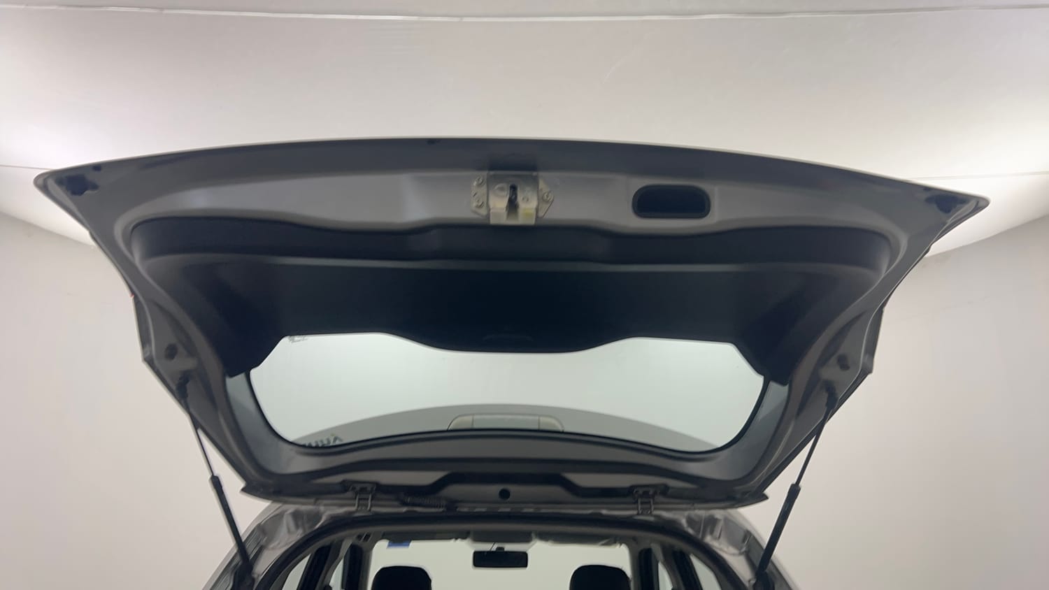 Used 2022 maruti-suzuki Vitara Brezza LXi Petrol Manual interior DICKY DOOR OPEN VIEW
