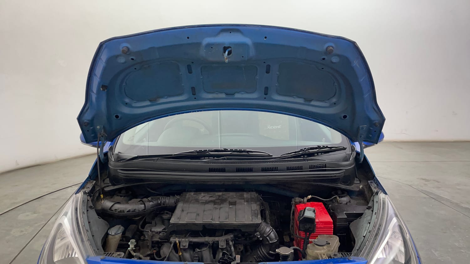 Used 2018 Hyundai Xcent SX Petrol Manual engine ENGINE & BONNET OPEN FRONT VIEW