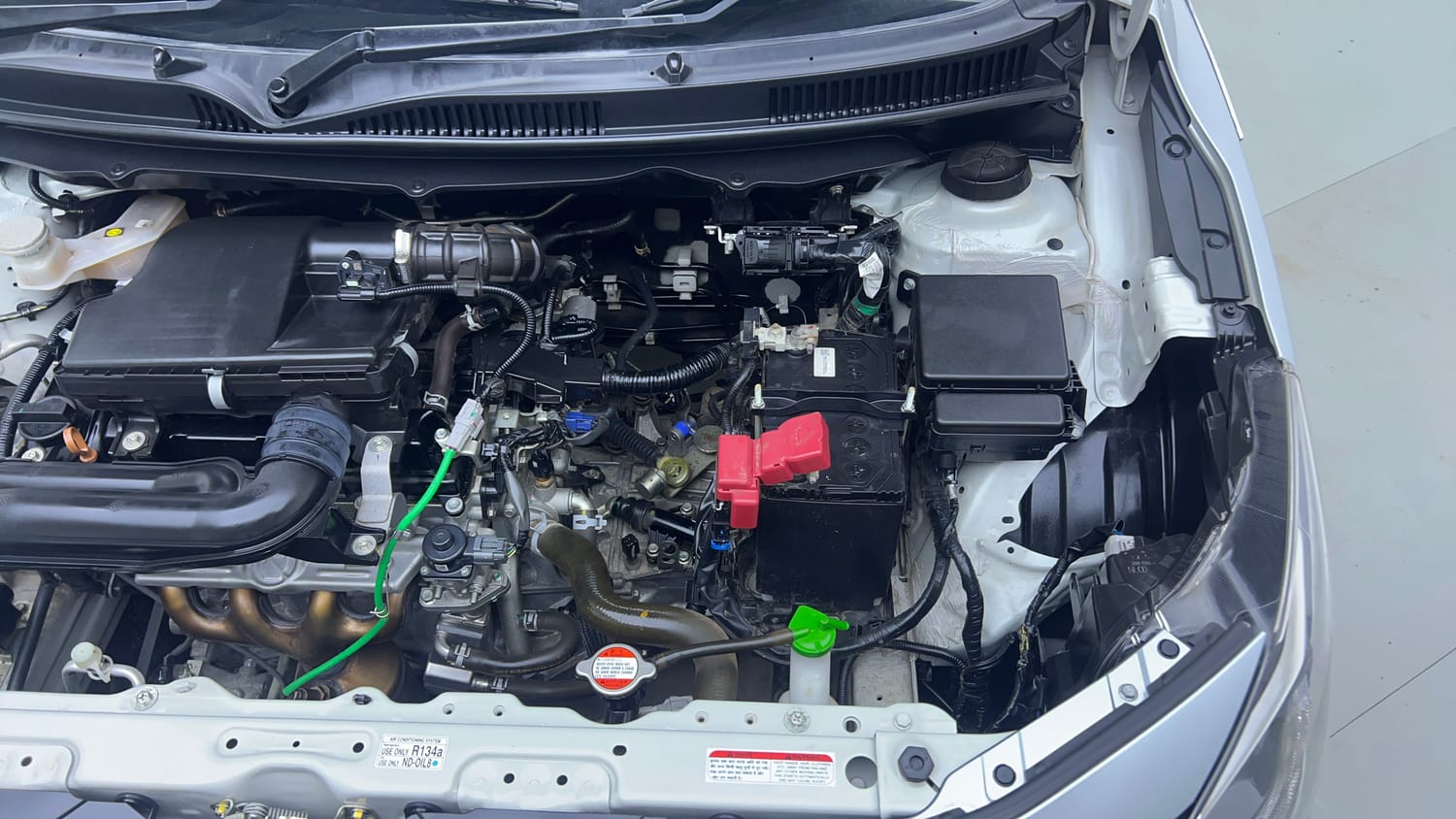 Used 2024 Toyota Glanza V Petrol Manual engine ENGINE LEFT SIDE VIEW