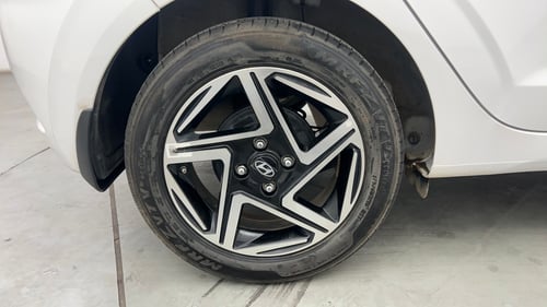 Used 2025 Hyundai Grand i10 Nios Asta 1.2 Kappa Petrol Manual tyres RIGHT REAR TYRE RIM VIEW