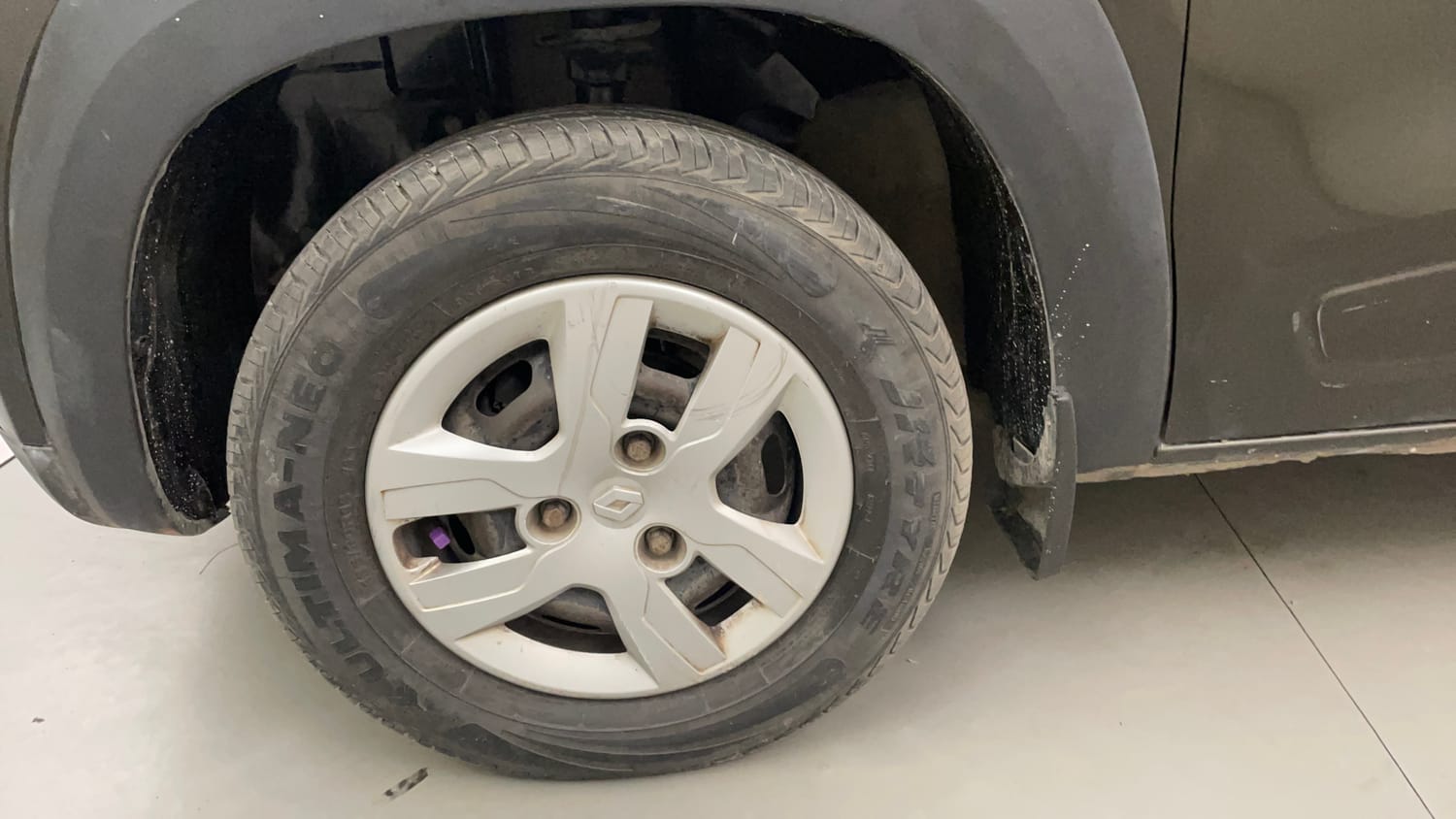 Used 2016 Renault Kwid RXL Petrol Manual tyres LEFT FRONT TYRE RIM VIEW