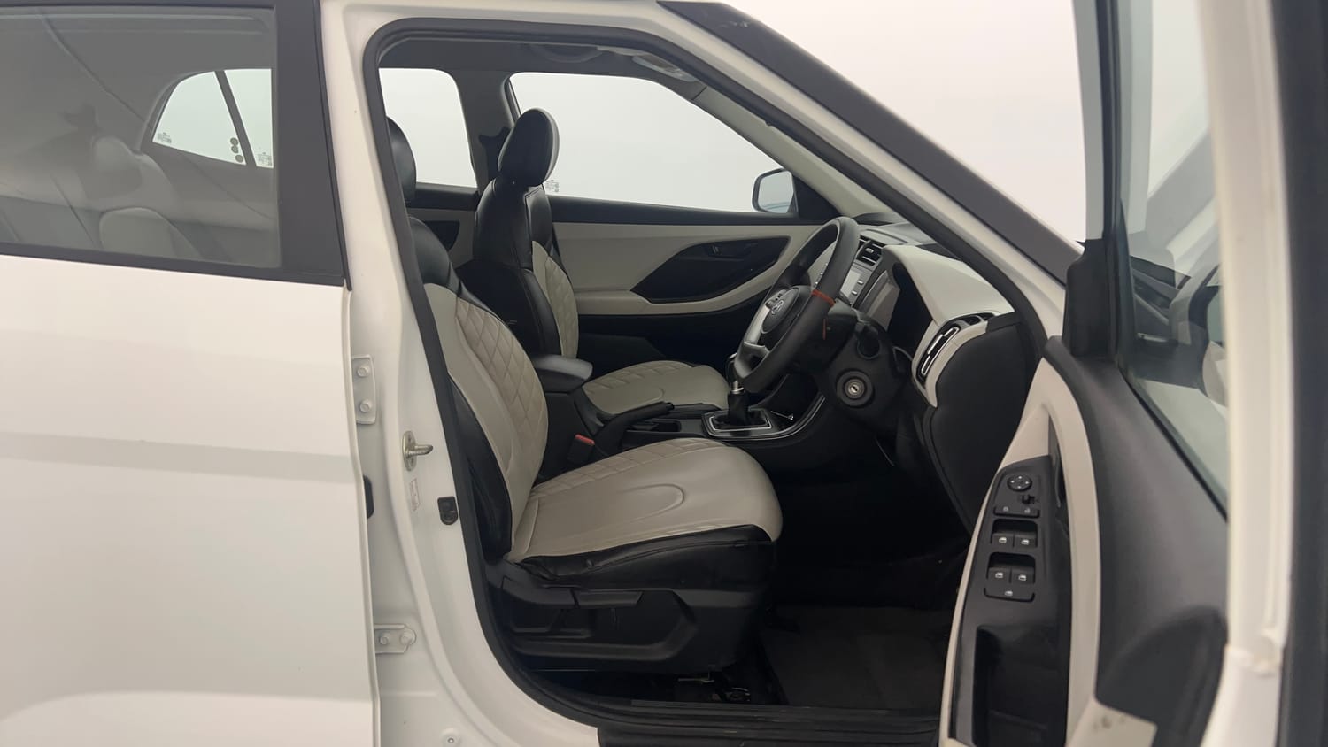 Used 2022 Hyundai Creta EX 1.5 Diesel Diesel Manual interior RIGHT SIDE FRONT DOOR CABIN VIEW