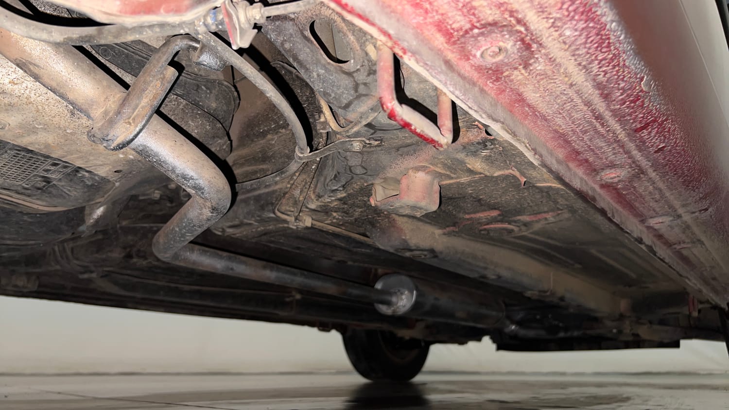 Used 2015 Maruti Suzuki Celerio VXi AMT Petrol Automatic extra REAR RIGHT UNDERBODY VIEW