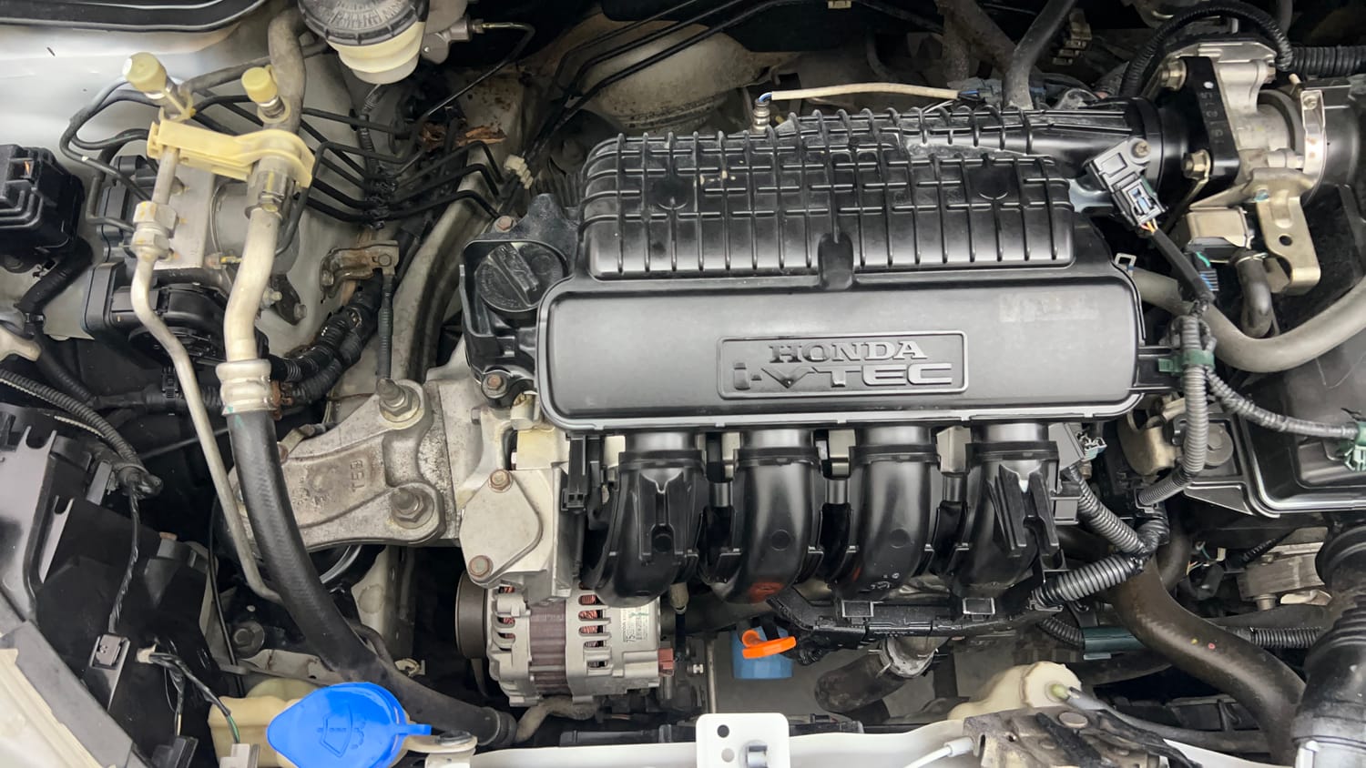 Used 2016 Honda Jazz V AT Petrol Petrol Automatic engine ENGINE RIGHT SIDE VIEW