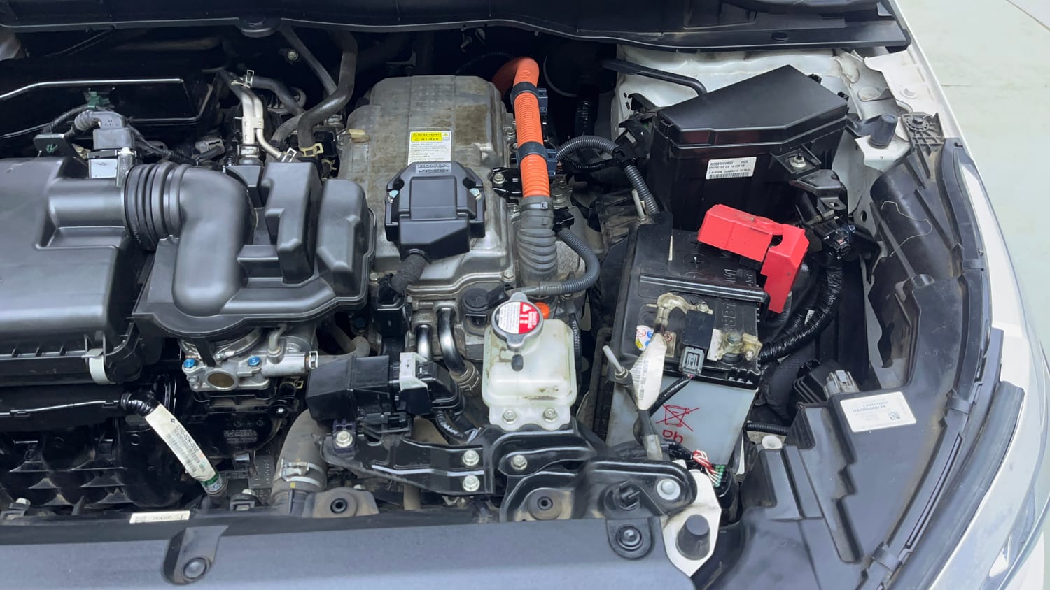 Used 2024 Honda City ZX Petrol CVT Hybrid Automatic engine ENGINE LEFT SIDE VIEW
