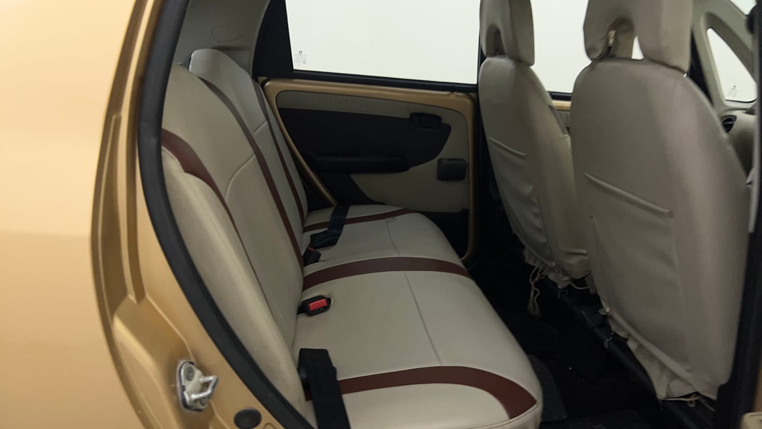 Used 2015 Tata Nano Twist XTA Petrol Automatic interior RIGHT SIDE REAR DOOR CABIN VIEW