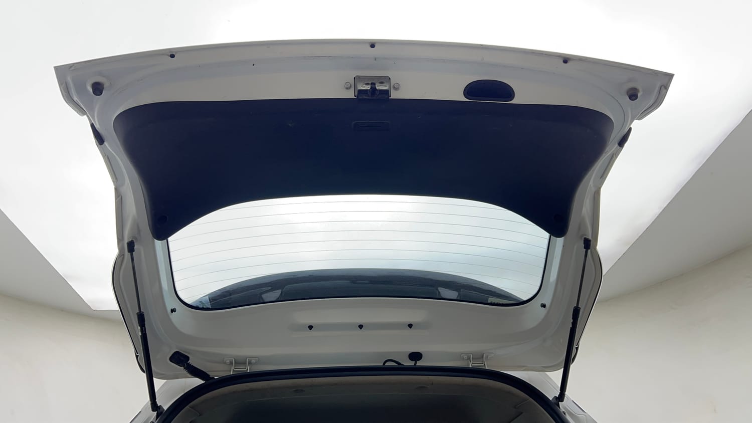 Used 2023 Kia Seltos HTX 1.5 Petrol Manual interior DICKY DOOR OPEN VIEW