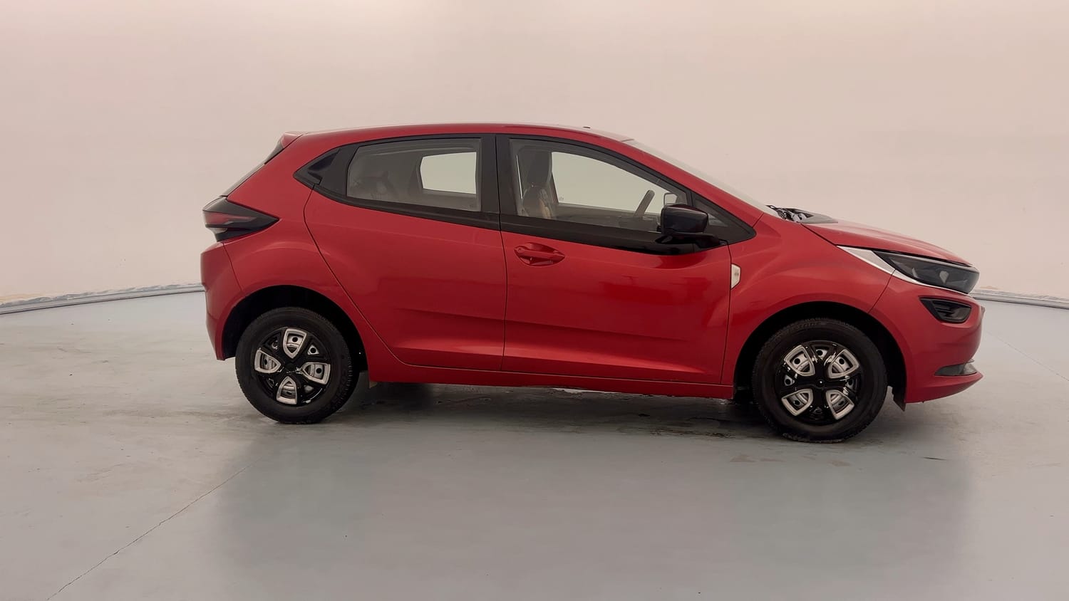 Used 2021 Tata Altroz XE Petrol Petrol Manual exterior RIGHT SIDE VIEW