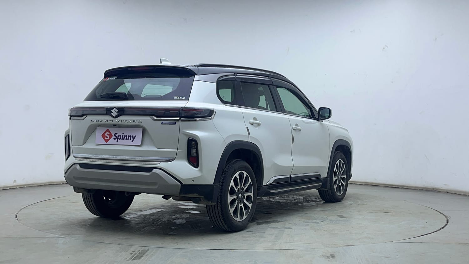 Used 2023 Maruti Suzuki Grand Vitara Zeta Smart Hybrid AT Petrol Automatic exterior RIGHT REAR CORNER VIEW