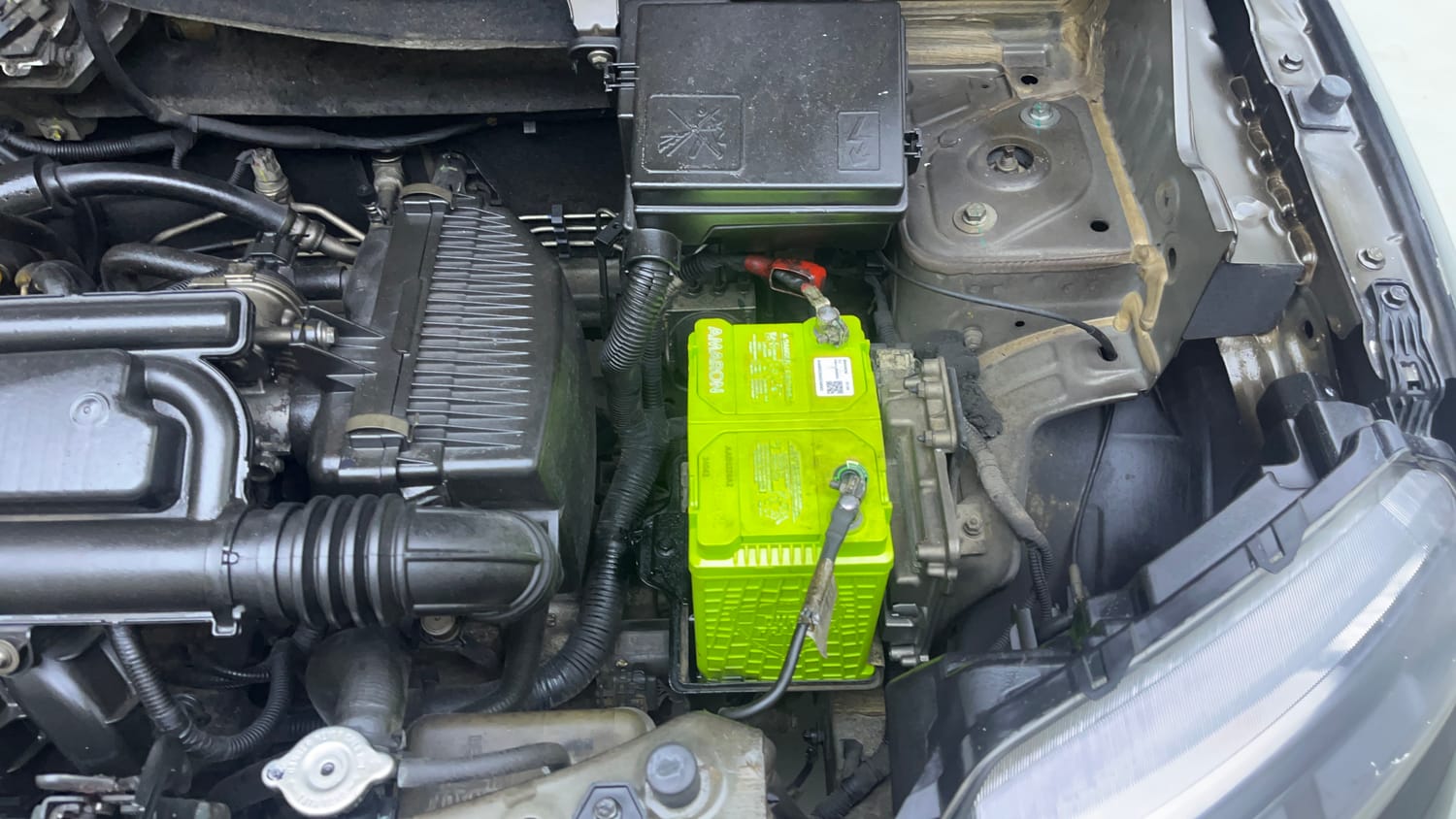 Used 2020 Renault Kwid RXT 1.0 AMT Opt Petrol Automatic engine ENGINE LEFT SIDE VIEW
