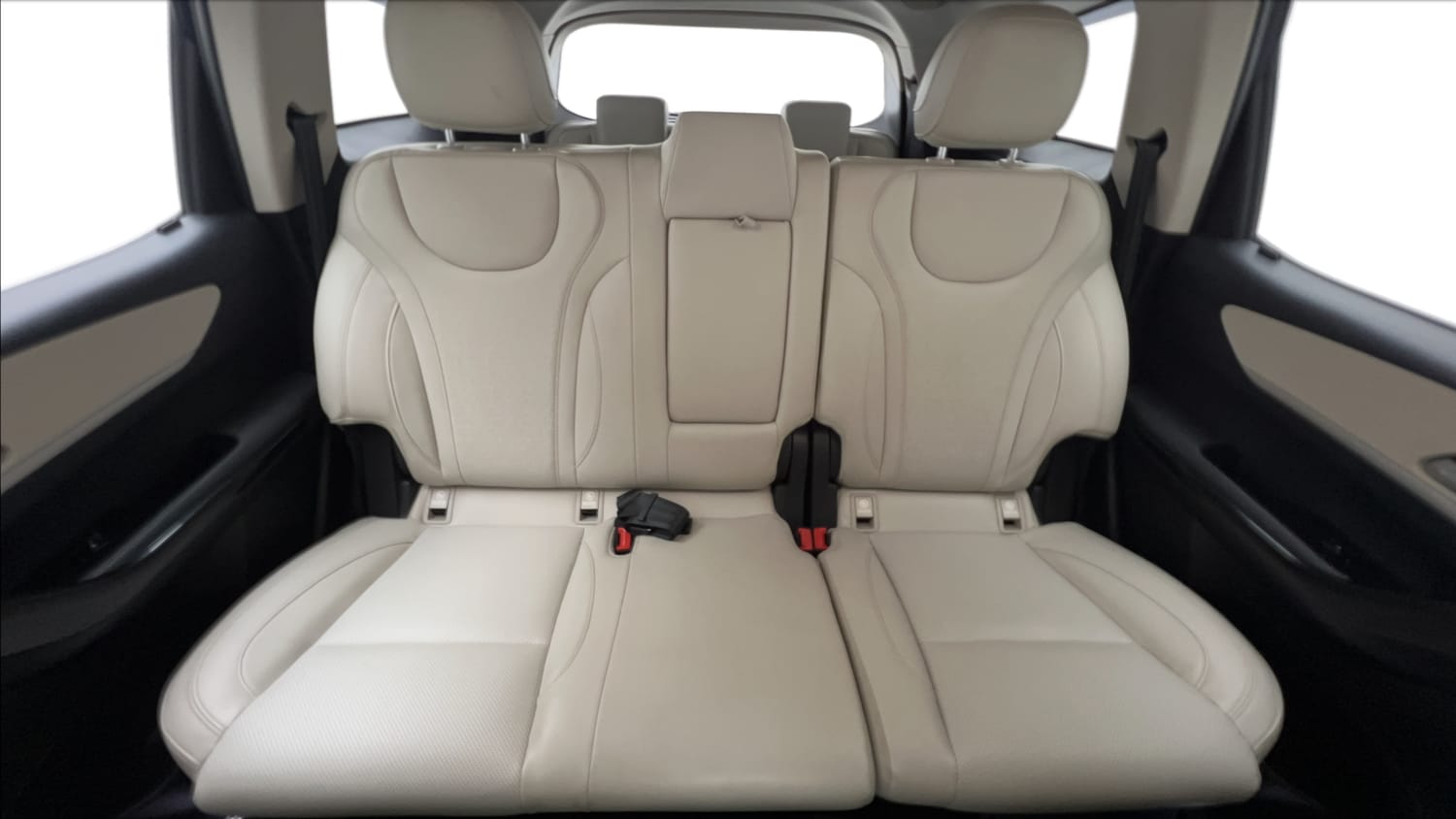 Used 2024 Mahindra XUV700 AX 7 Luxury Pack Diesel MT 7 STR Diesel Manual interior REAR SEAT CONDITION VIEW
