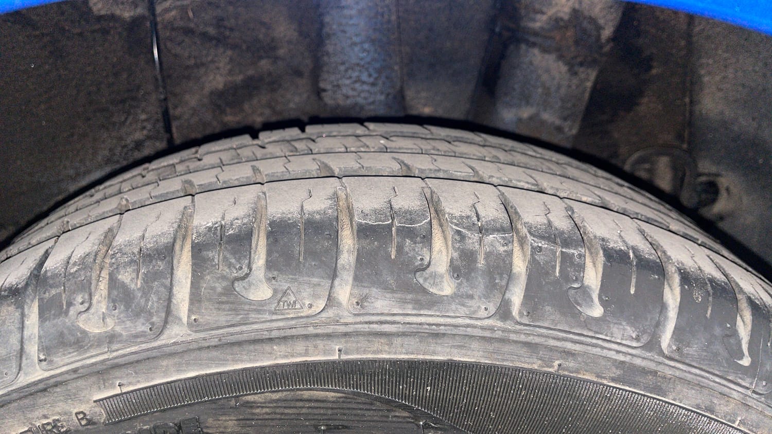 Used 2018 Hyundai Xcent SX Petrol Manual tyres LEFT REAR TYRE TREAD VIEW
