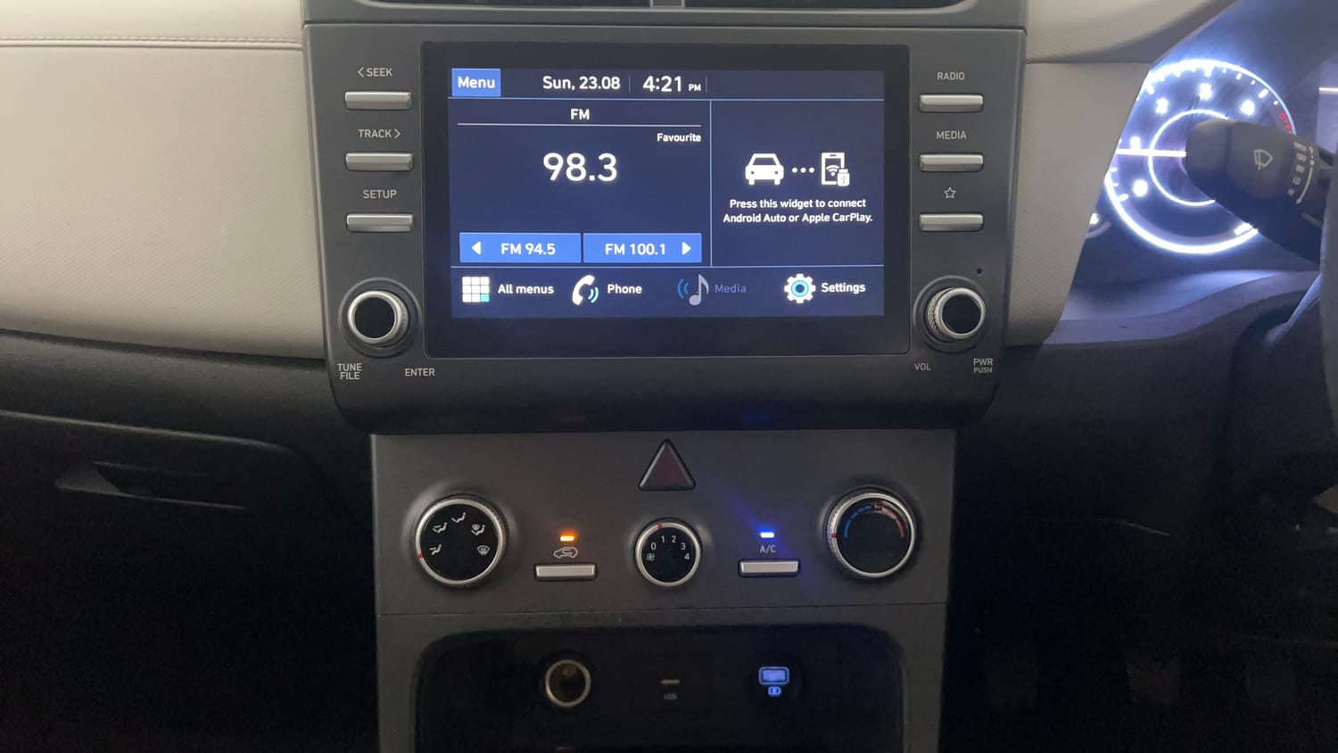 Used 2022 Hyundai Creta EX 1.5 Diesel Diesel Manual interior MUSIC SYSTEM & AC CONTROL VIEW