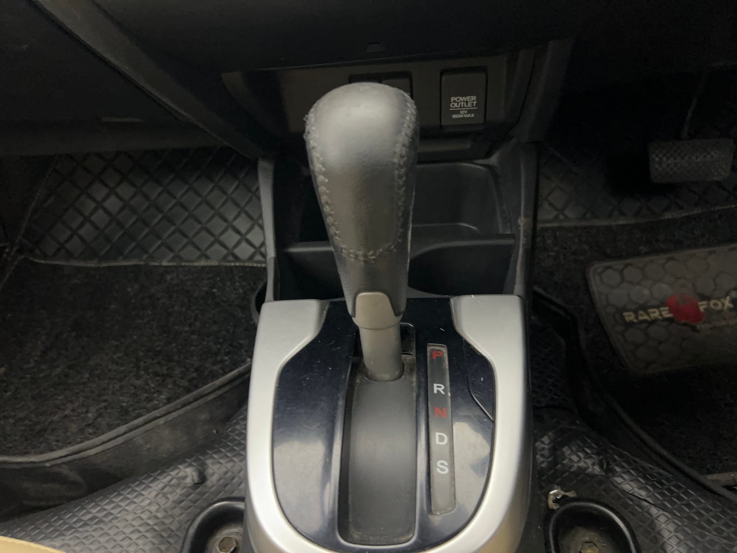 Used 2016 Honda Jazz V AT Petrol Petrol Automatic interior GEAR  KNOB VIEW