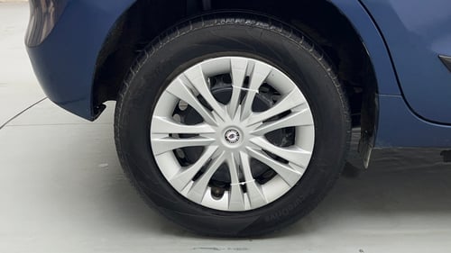 Used 2017 Maruti Suzuki Baleno Delta 1.2 Petrol Manual tyres RIGHT REAR TYRE RIM VIEW