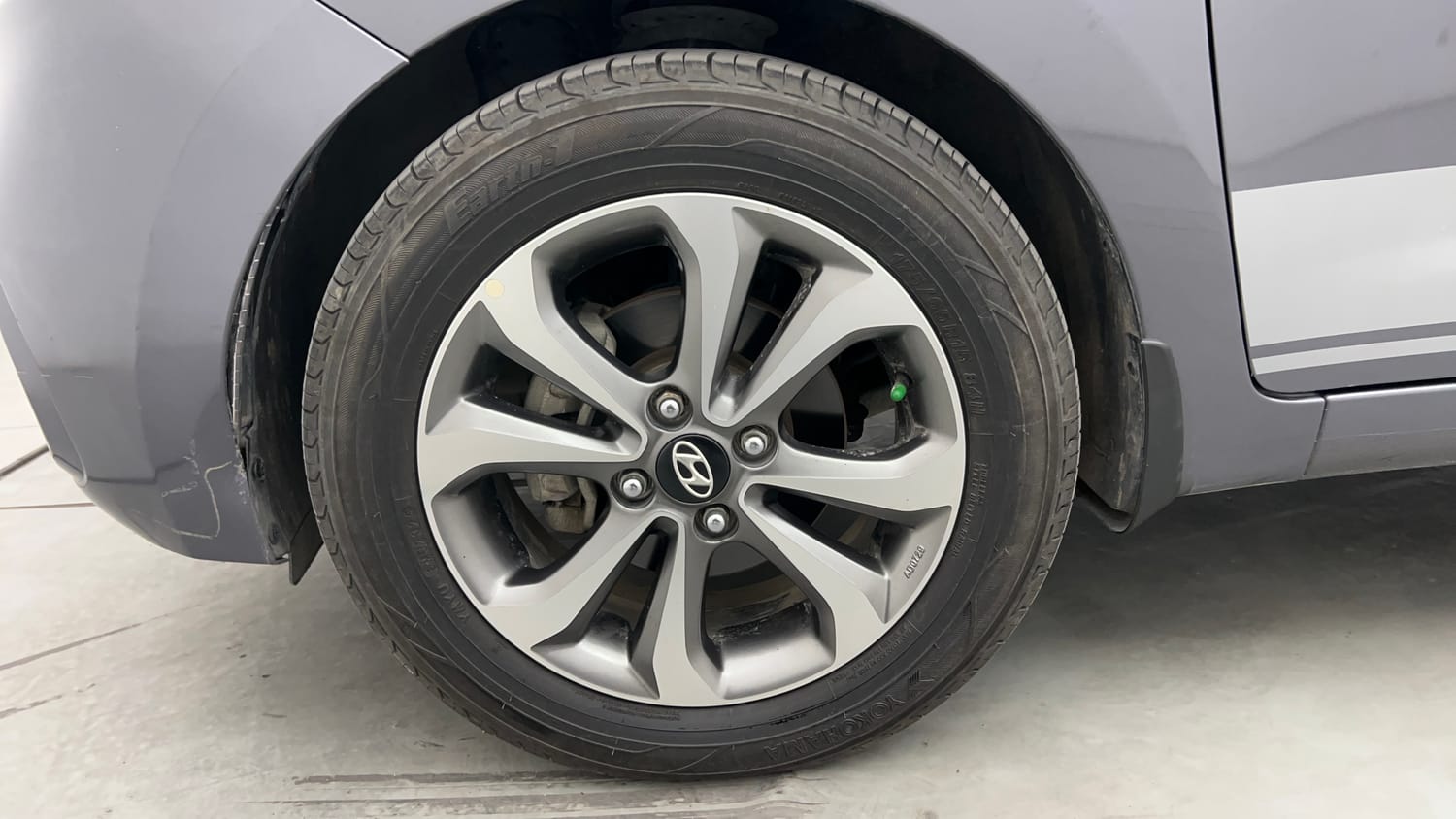 Used 2018 Hyundai Xcent SX (O) Petrol Manual tyres LEFT FRONT TYRE RIM VIEW