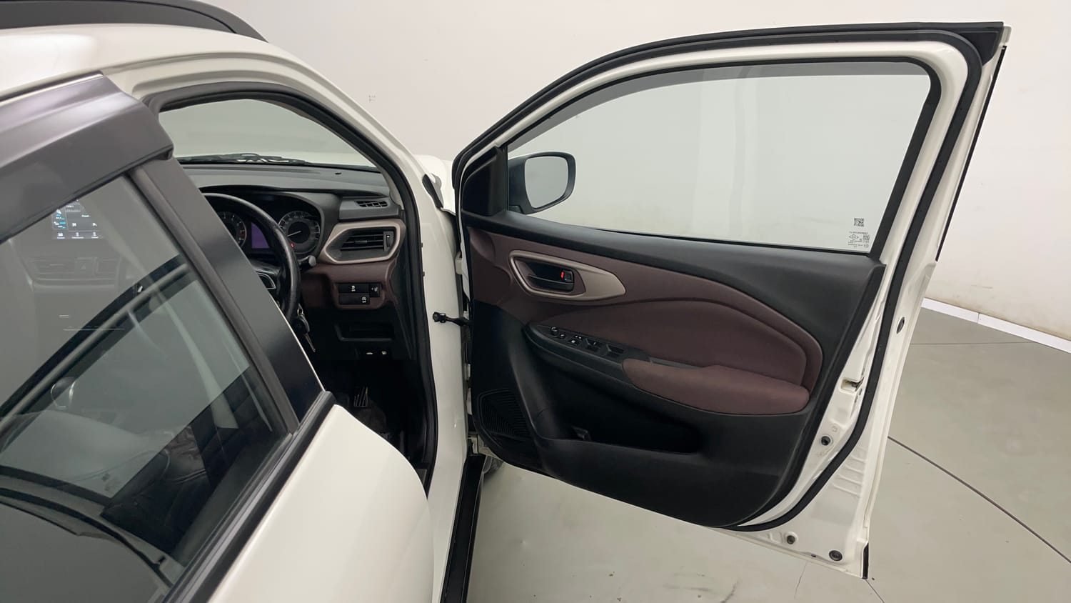 Used 2024 Maruti Suzuki Fronx Delta Plus 1.2L AGS Petrol Automatic interior RIGHT FRONT DOOR OPEN VIEW