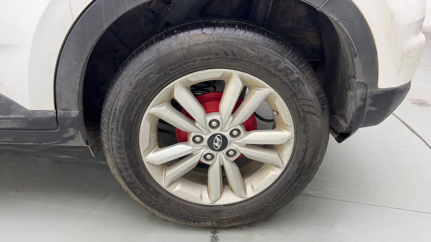 Used 2019 hyundai Venue SX 1.0 Turbo Petrol Petrol Manual tyres LEFT REAR TYRE RIM VIEW