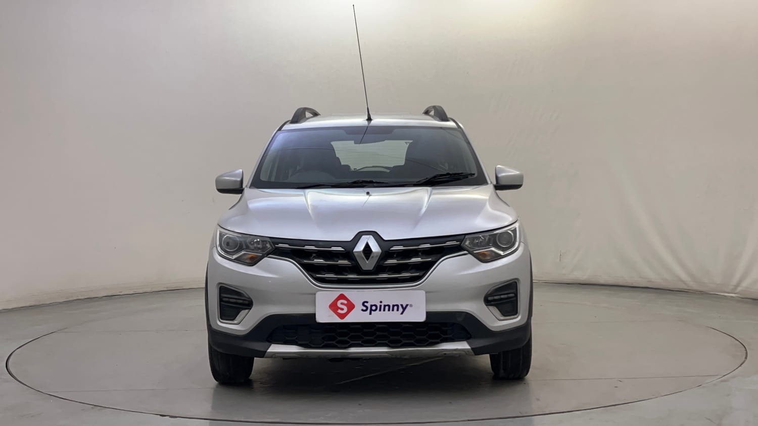 Used 2020 Renault Triber RXZ Petrol Manual exterior FRONT VIEW