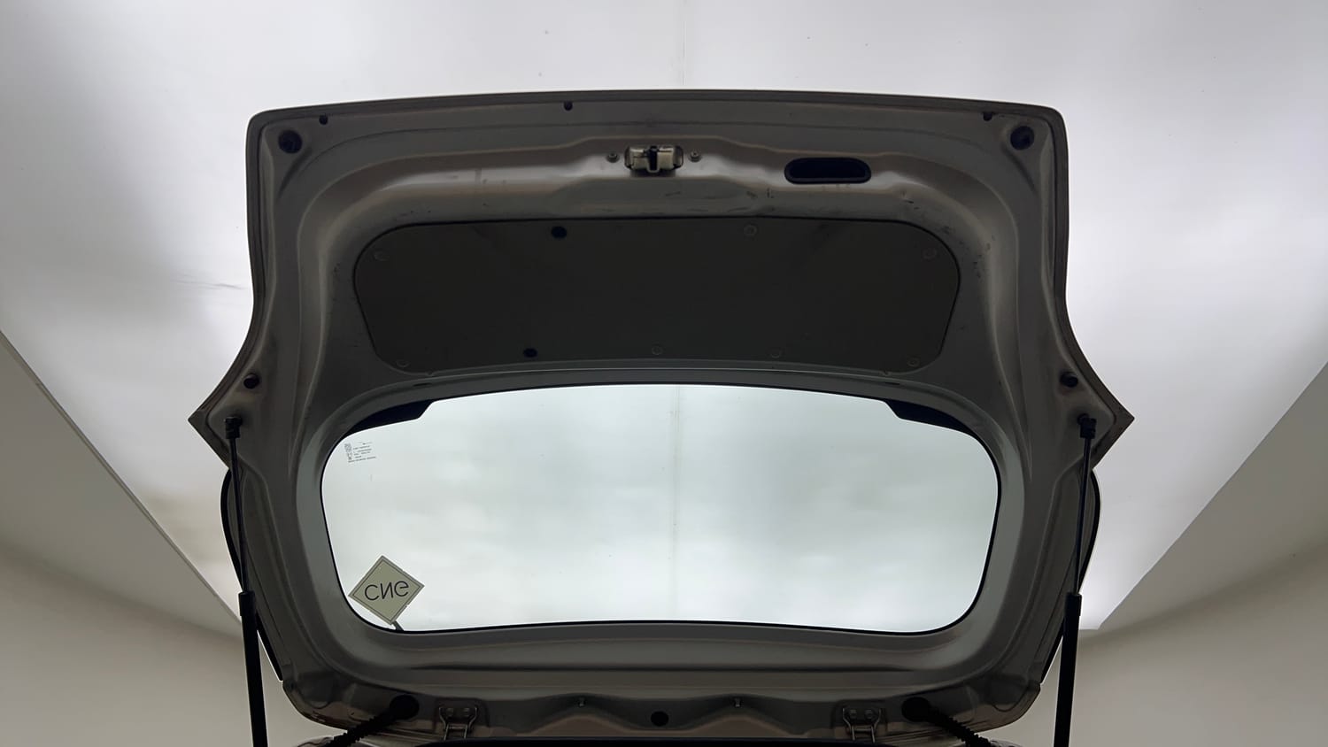 Used 2015 Maruti Suzuki Celerio VXi CNG Cng Manual interior DICKY DOOR OPEN VIEW