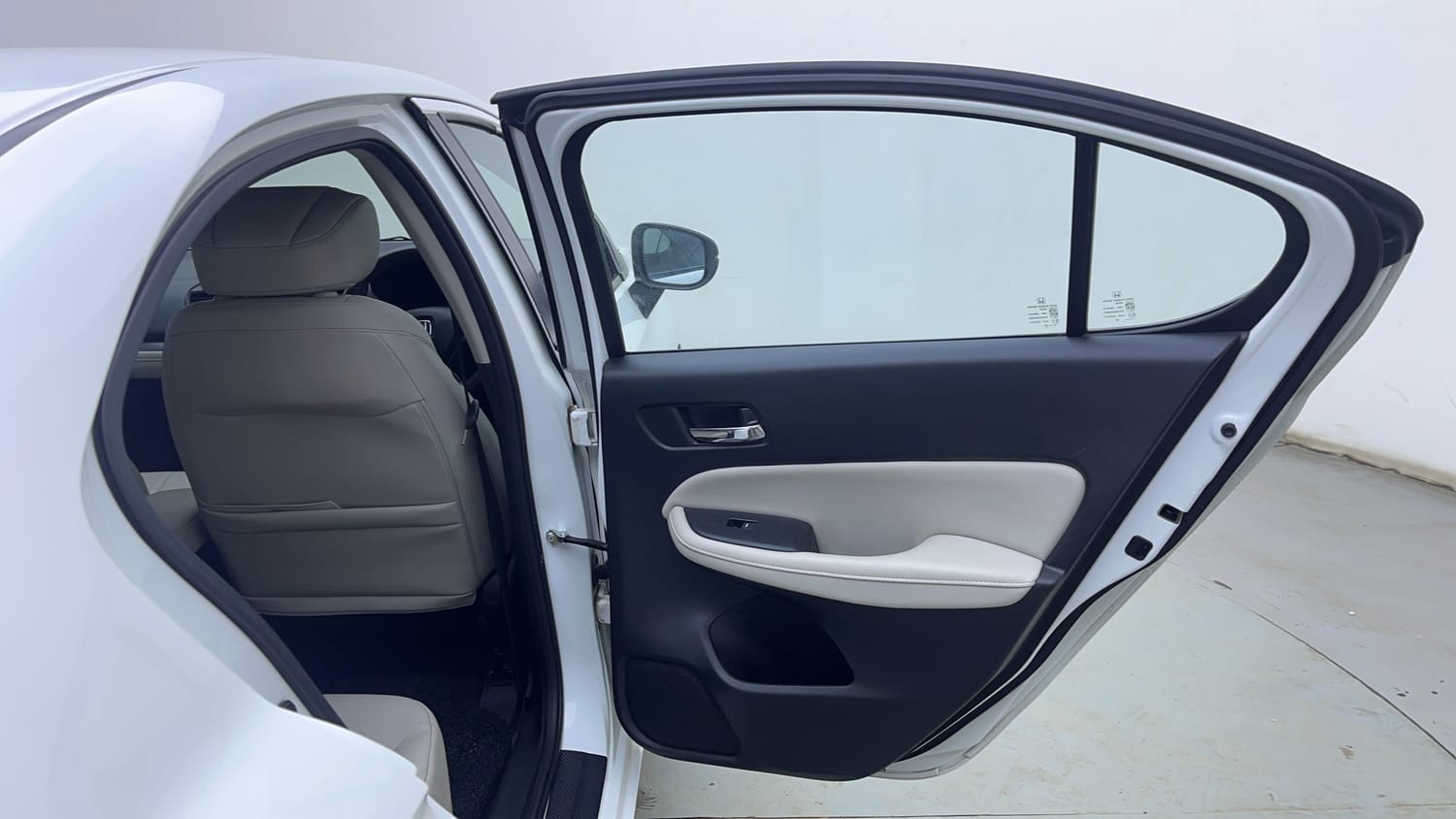 Used 2024 Honda City ZX Petrol CVT Hybrid Automatic interior RIGHT REAR DOOR OPEN VIEW