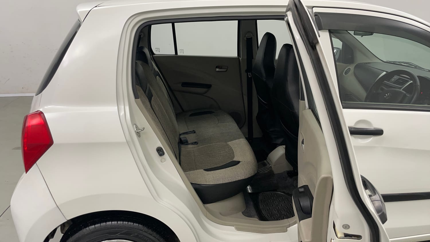 Used 2016 Maruti Suzuki Celerio VXi Petrol Manual interior RIGHT SIDE REAR DOOR CABIN VIEW