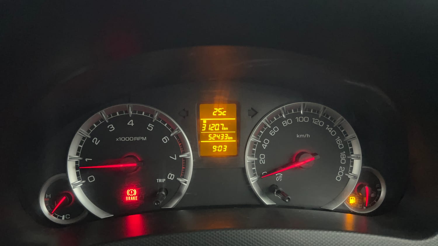 Used 2016 Maruti Suzuki Swift ZXi Petrol Manual interior CLUSTERMETER VIEW