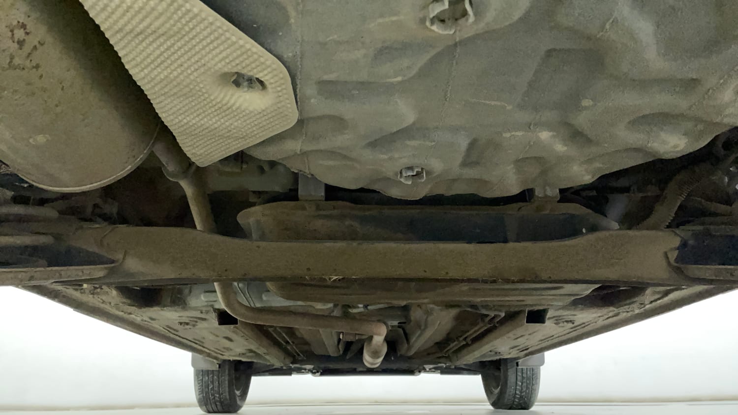 Used 2023 Renault Kiger RXZ AMT Petrol Automatic extra REAR UNDERBODY VIEW (TAKEN FROM REAR)
