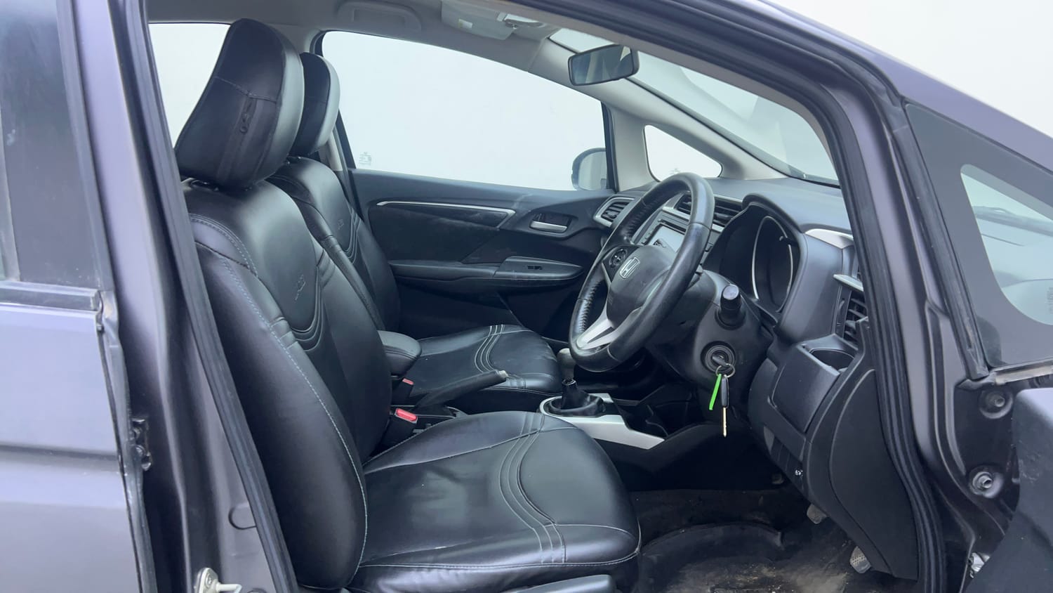 Used 2018 Honda Jazz VX Diesel Diesel Manual interior RIGHT SIDE FRONT DOOR CABIN VIEW