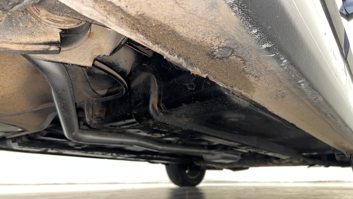 Used 2014 Hyundai Grand i10 Sportz 1.2 Kappa VTVT Petrol Manual extra REAR RIGHT UNDERBODY VIEW
