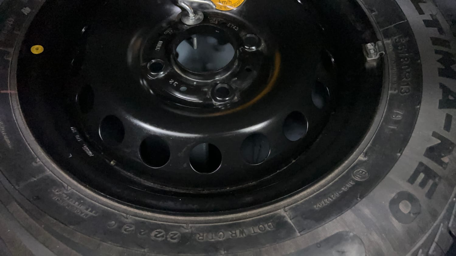 Used 2022 Tata Tiago XT CNG Cng Manual tyres SPARE TYRE VIEW