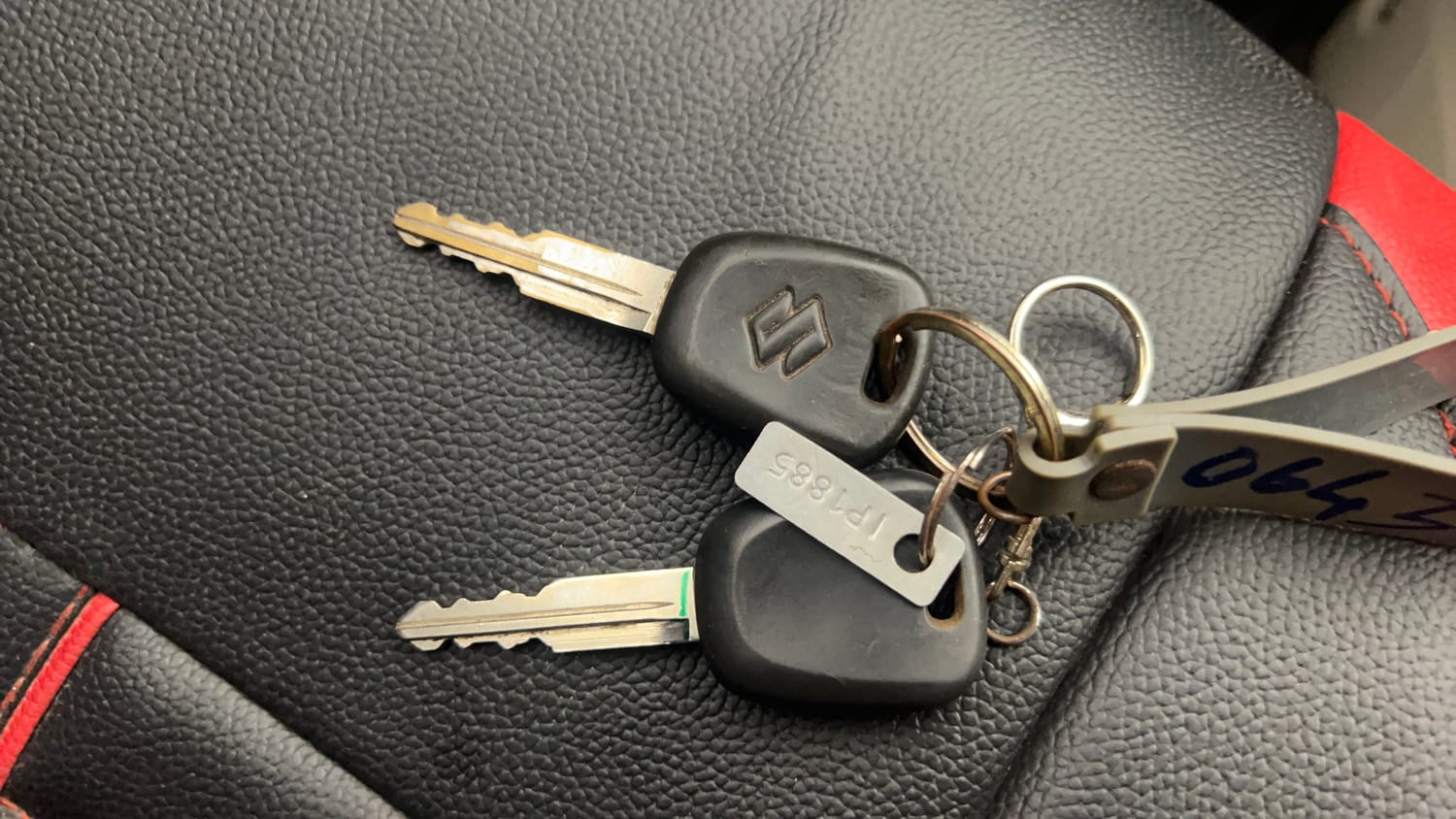 Used 2022 Maruti Suzuki Alto 800 LXi (O) Petrol Manual extra CAR KEY VIEW