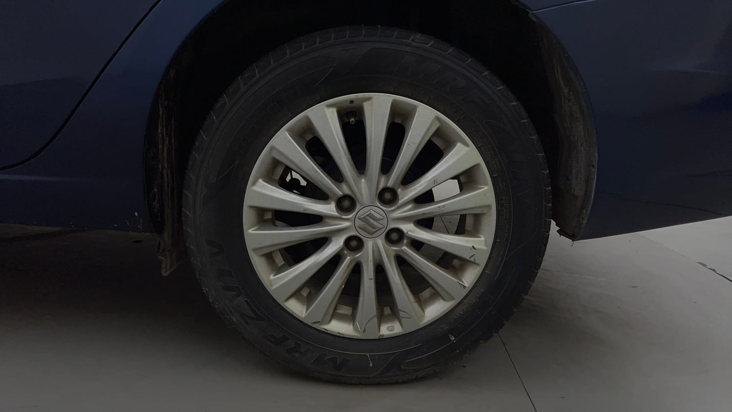Used 2018 Maruti Suzuki Ciaz Zeta 1.4 MT Petrol Manual tyres LEFT REAR TYRE RIM VIEW