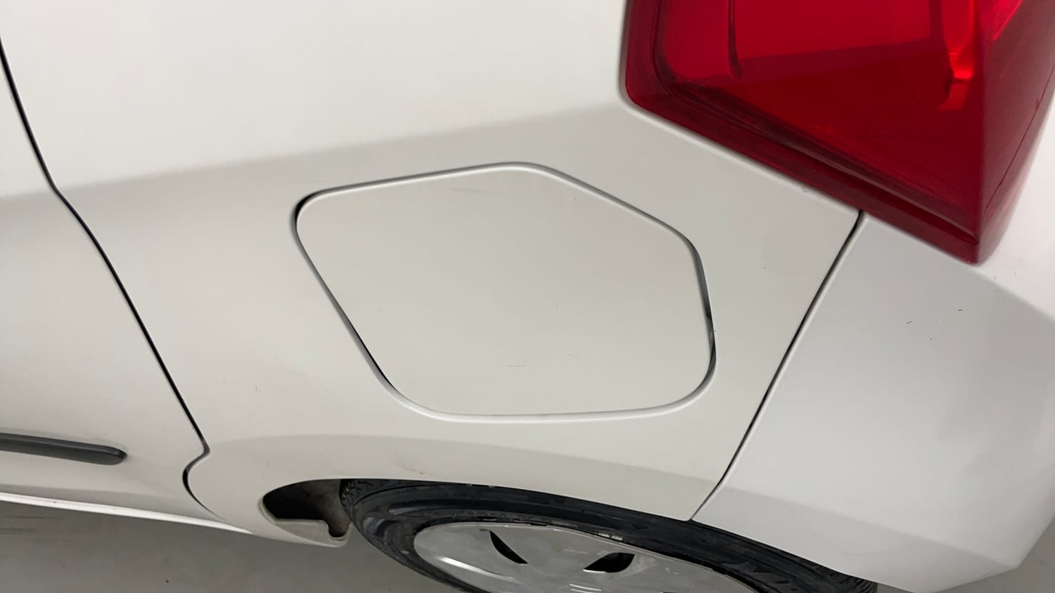 Used 2016 Maruti Suzuki Celerio VXi Petrol Manual dents MINOR SCRATCH