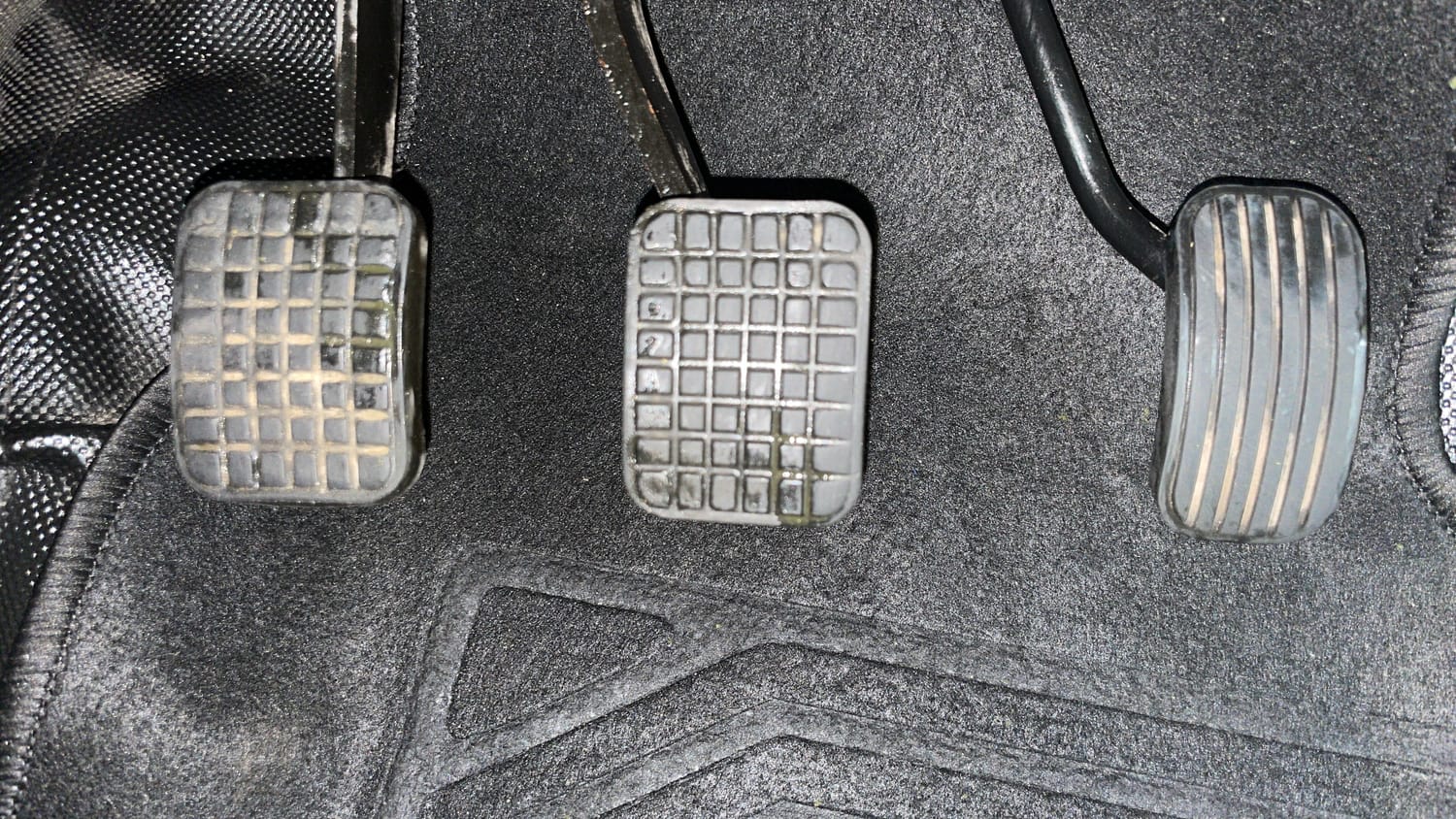 Used 2016 Tata Tiago Revotron XZ Petrol Manual interior PEDALS VIEW