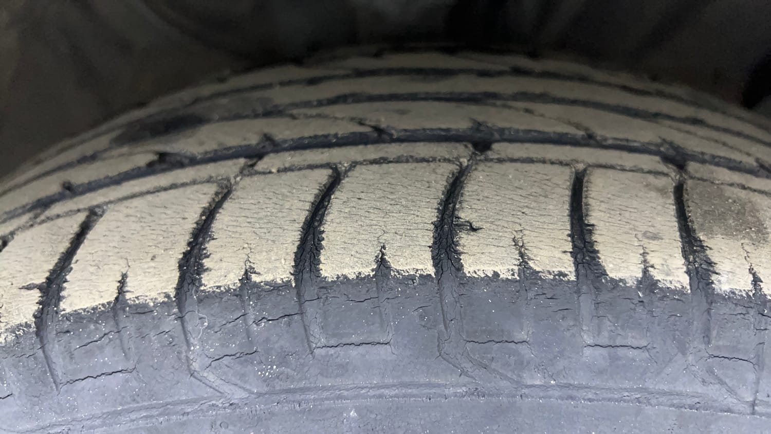 Used 2019 Hyundai Creta SX 1.6 AT Petrol Petrol Automatic tyres RIGHT FRONT TYRE TREAD VIEW