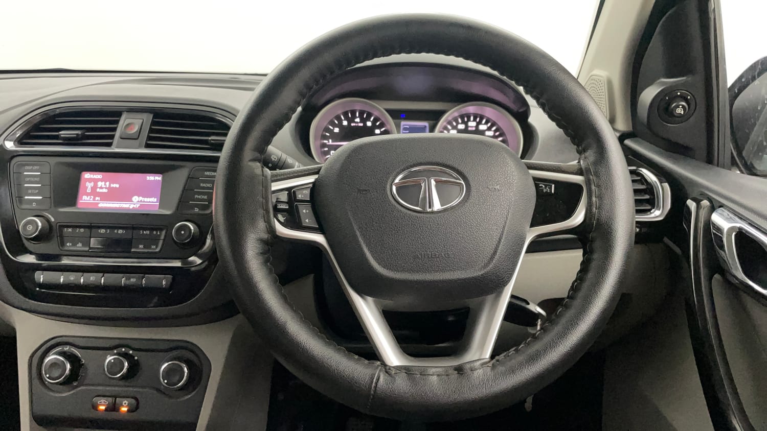 Used 2016 Tata Tiago Revotron XZ Petrol Manual interior STEERING VIEW