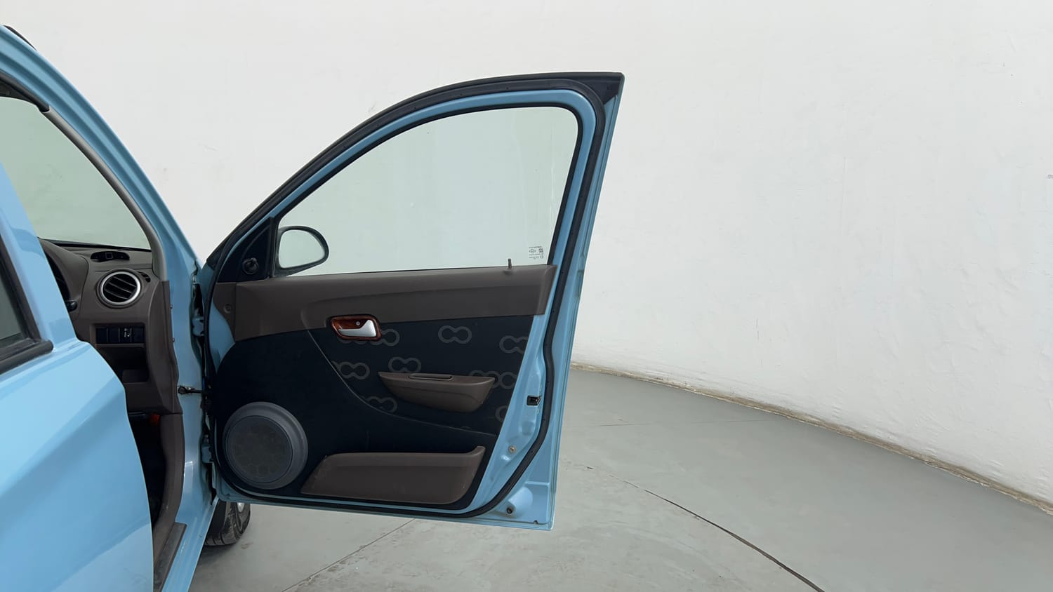 Used 2015 Maruti Suzuki Alto 800 Lxi Petrol Manual interior RIGHT FRONT DOOR OPEN VIEW