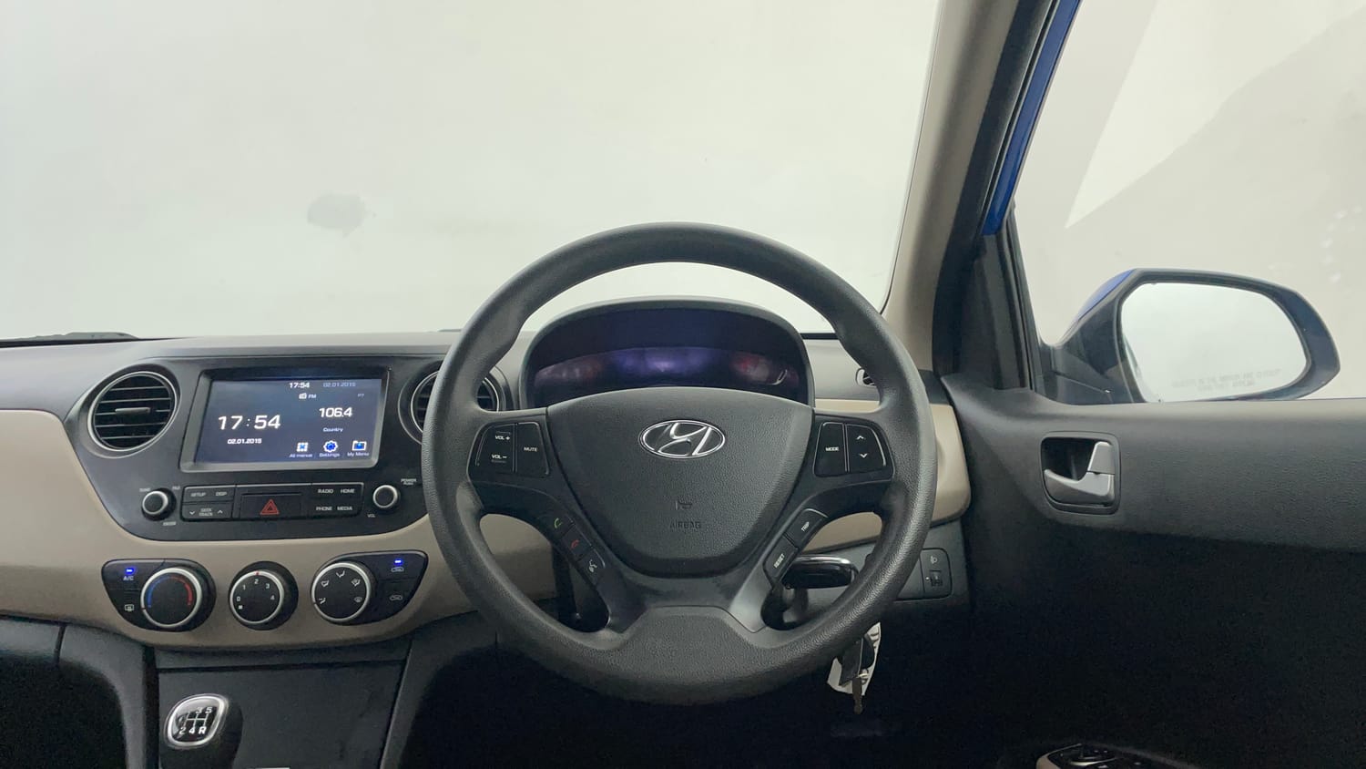 Used 2018 Hyundai Xcent SX Petrol Manual interior STEERING VIEW