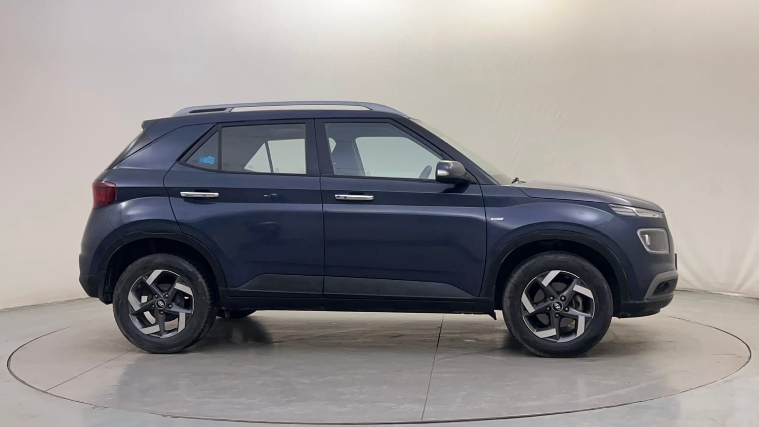 Used 2022 Hyundai Venue SX Plus 1.0 Turbo DCT Petrol Automatic exterior RIGHT SIDE VIEW